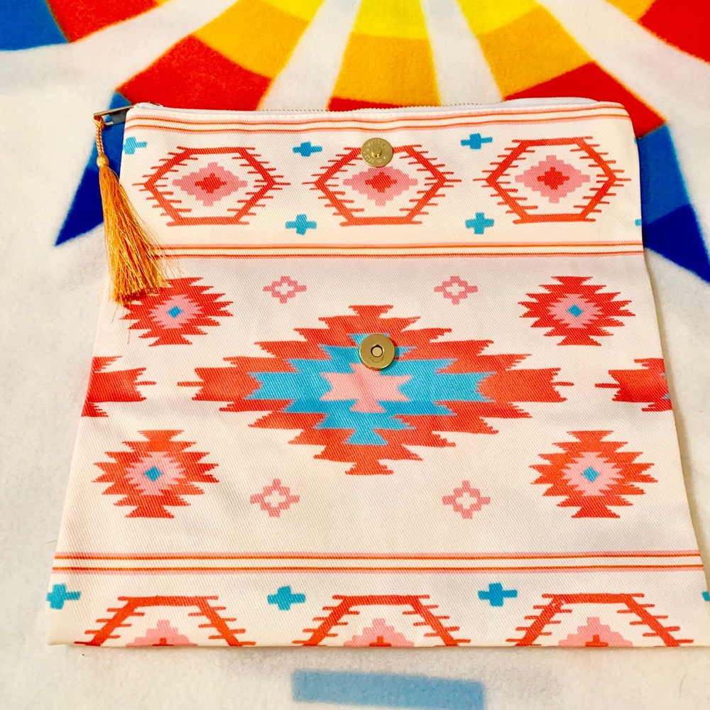 Pura Vida Southwest Clutch